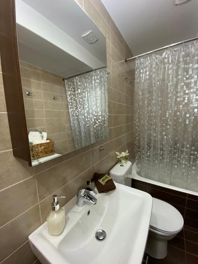 Airport Tk Luxury Home Луца Экстерьер фото